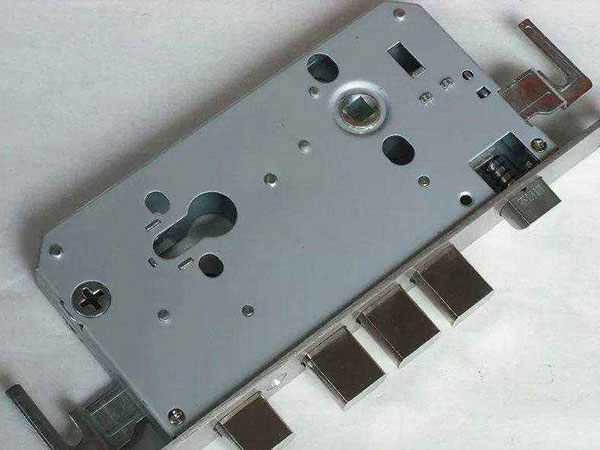 齐齐哈尔24小时上门开锁公司